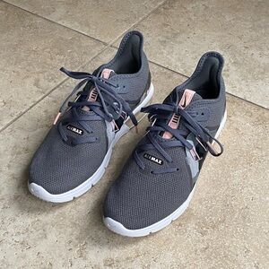 Nike Women’s Air Max Grey and Pink Mesh Sneakers